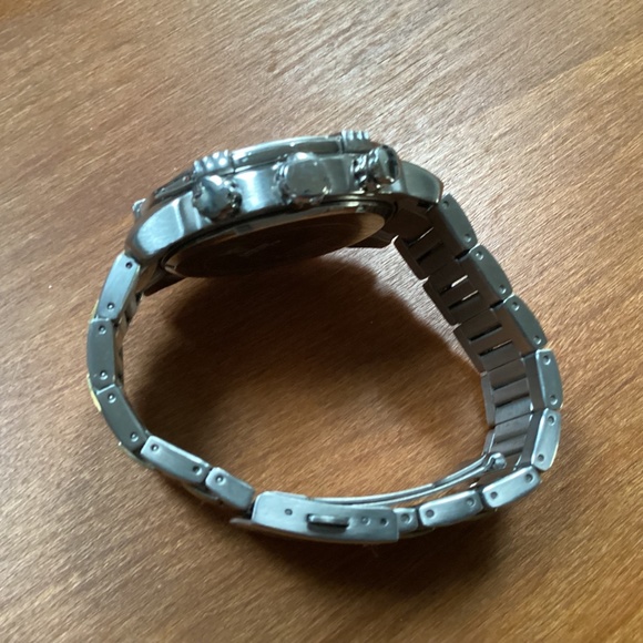 Guess Two Tone Men’s Watch Waterpro Collection Model U18507G1 - Picture 7 of 14